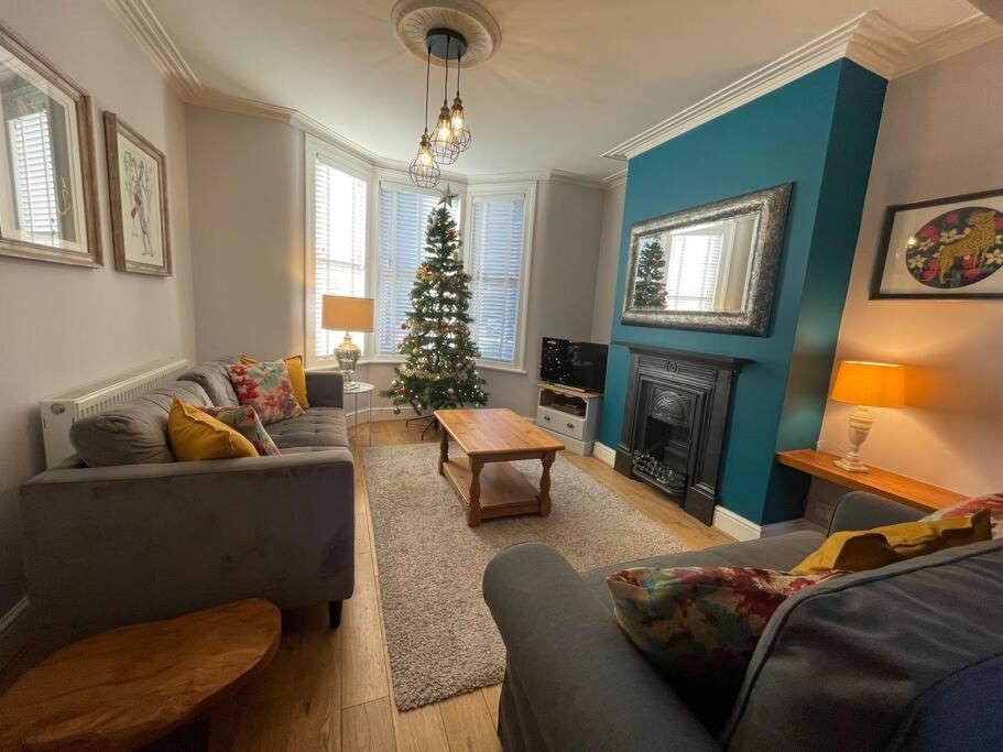 Gloucester Rd 2 Mins Away - Fab, New, Trendy House 브리스틀 외부 사진