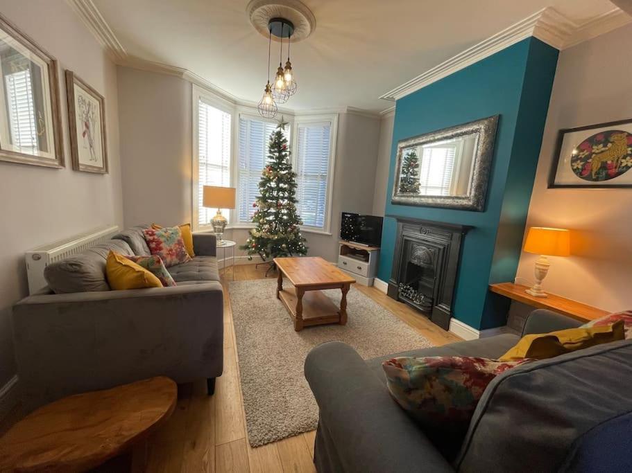 Gloucester Rd 2 Mins Away - Fab, New, Trendy House 브리스틀 외부 사진